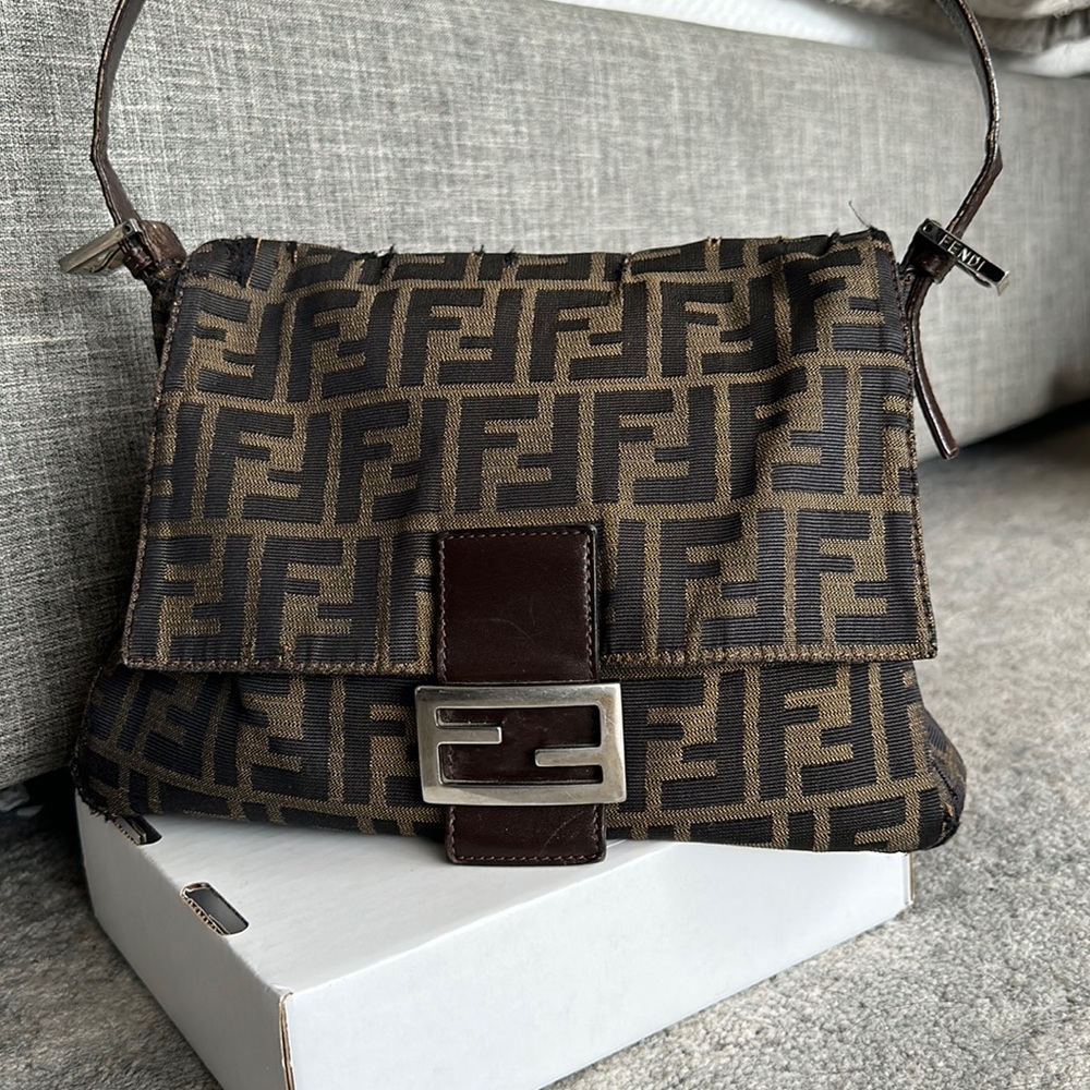 FENDI Zucca Mama Baguette